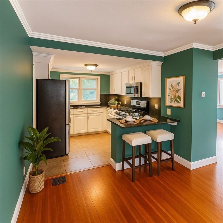Interior, Kitchen, Stainless Steel Appliances, Wood Texture Flooring