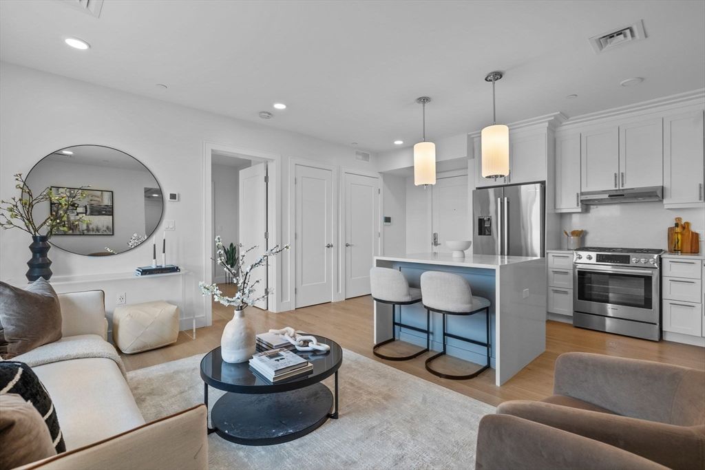 Interior, Kitchen, Living room, Pendant Lights, Recessed Lighting, Stainless Steel Appliances, Wood Texture Flooring