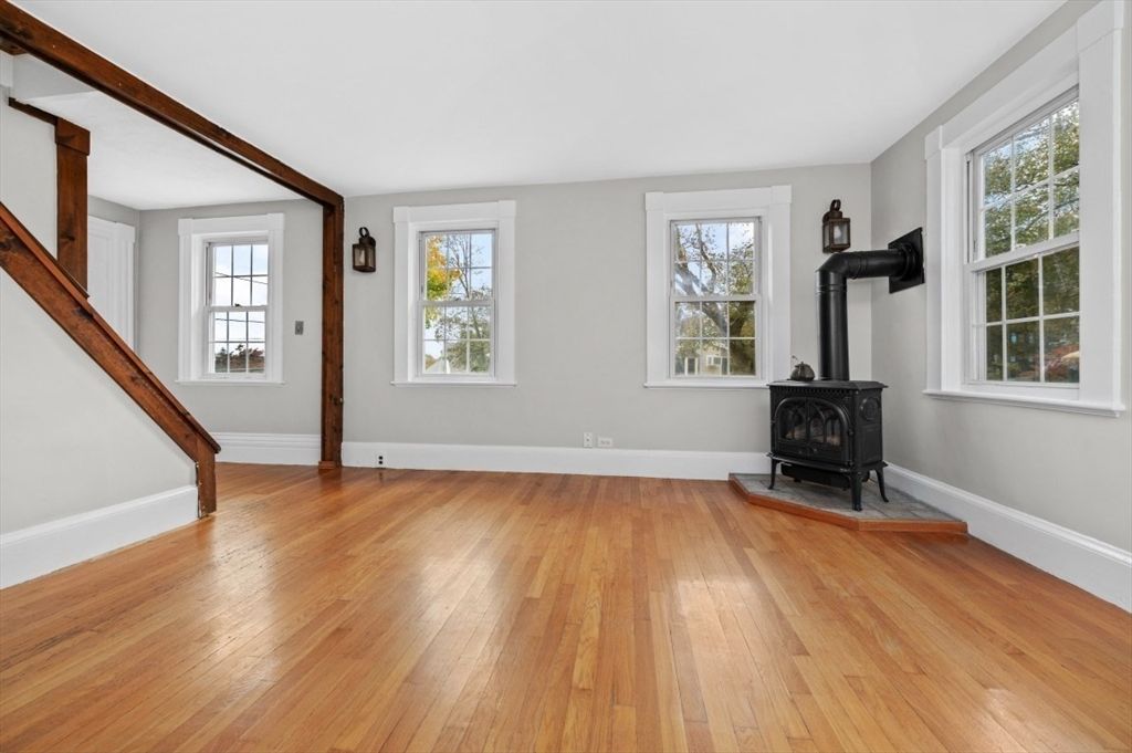 Empty room, Fireplace, Interior, Wood Texture Flooring