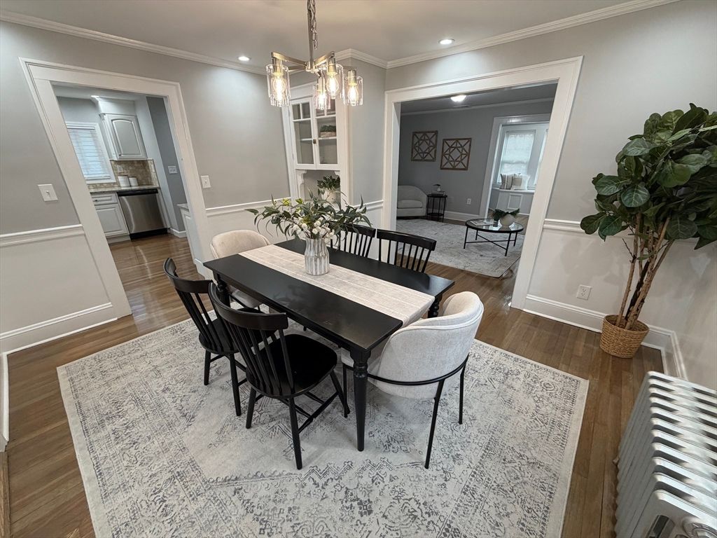 Dining room, Interior, Pendant Lights, Recessed Lighting, Wood Texture Flooring