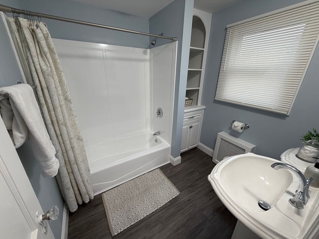 Bathroom, Interior, Wood Texture Flooring