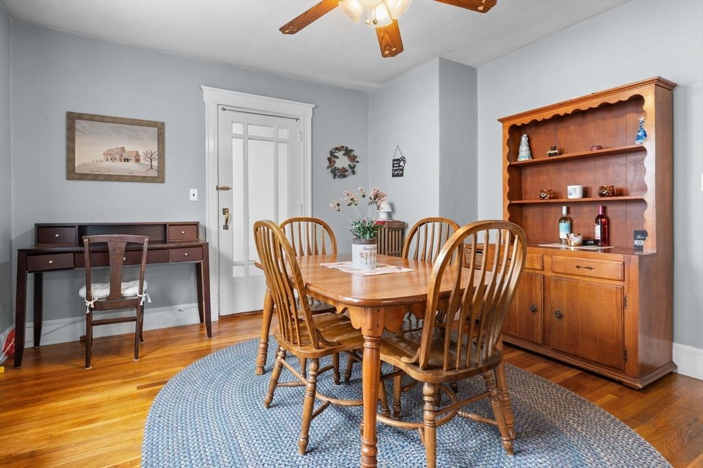 Dining room, Interior, Wood Texture Flooring