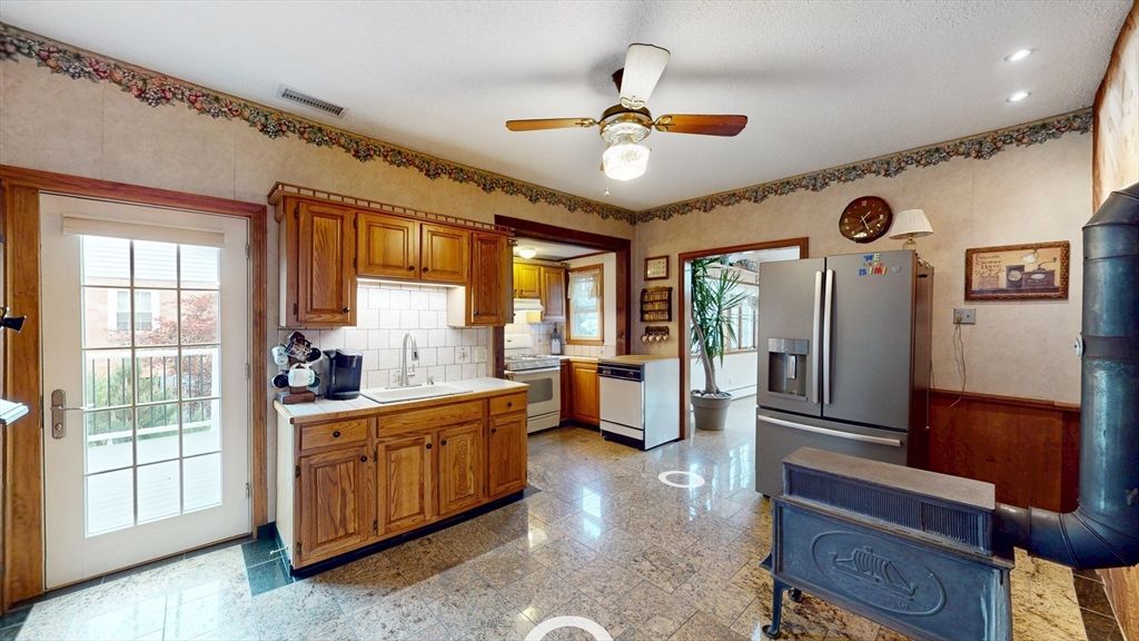 Interior, Kitchen, Recessed Lighting