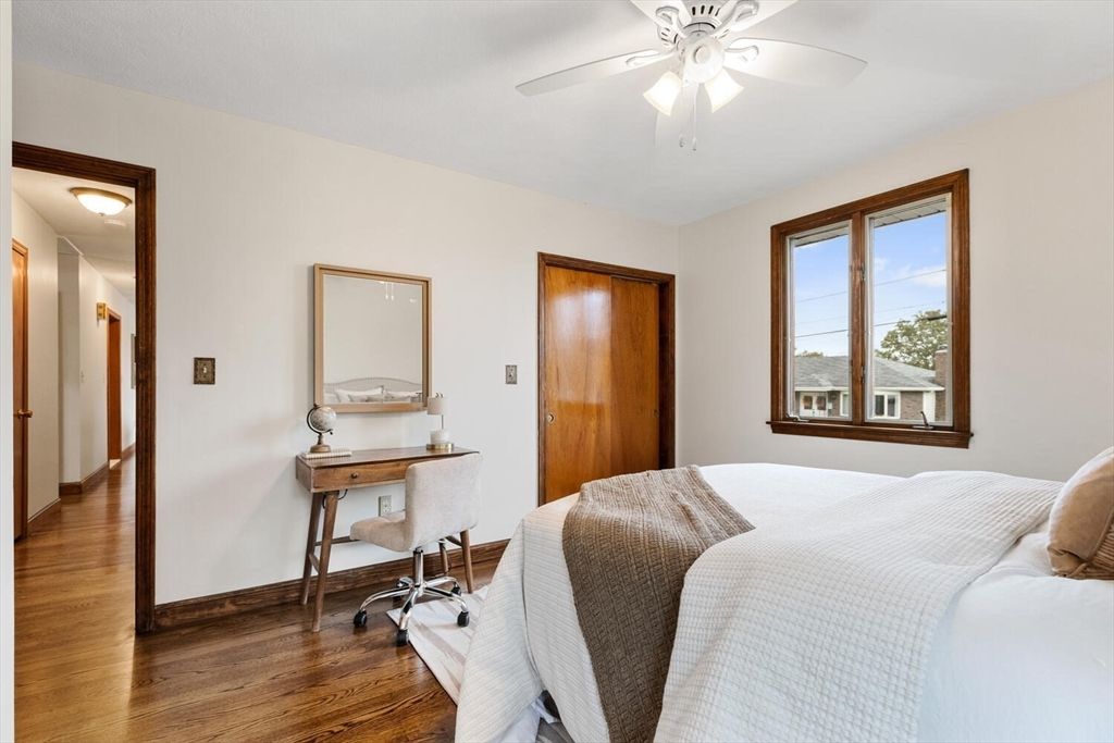 Bedroom, Home Office, Interior, Wood Texture Flooring