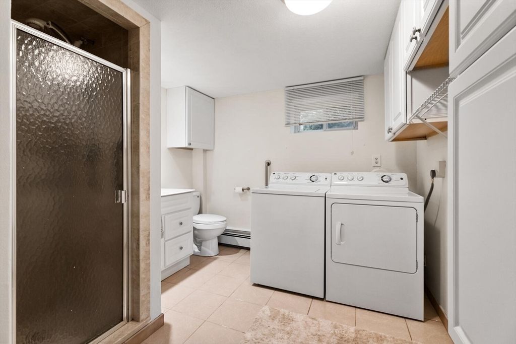 Bathroom, Interior, Utility Closets, Washer