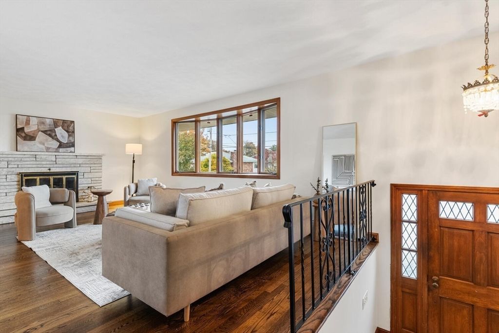 Fireplace, Interior, Living room, Pendant Lights, Wood Texture Flooring