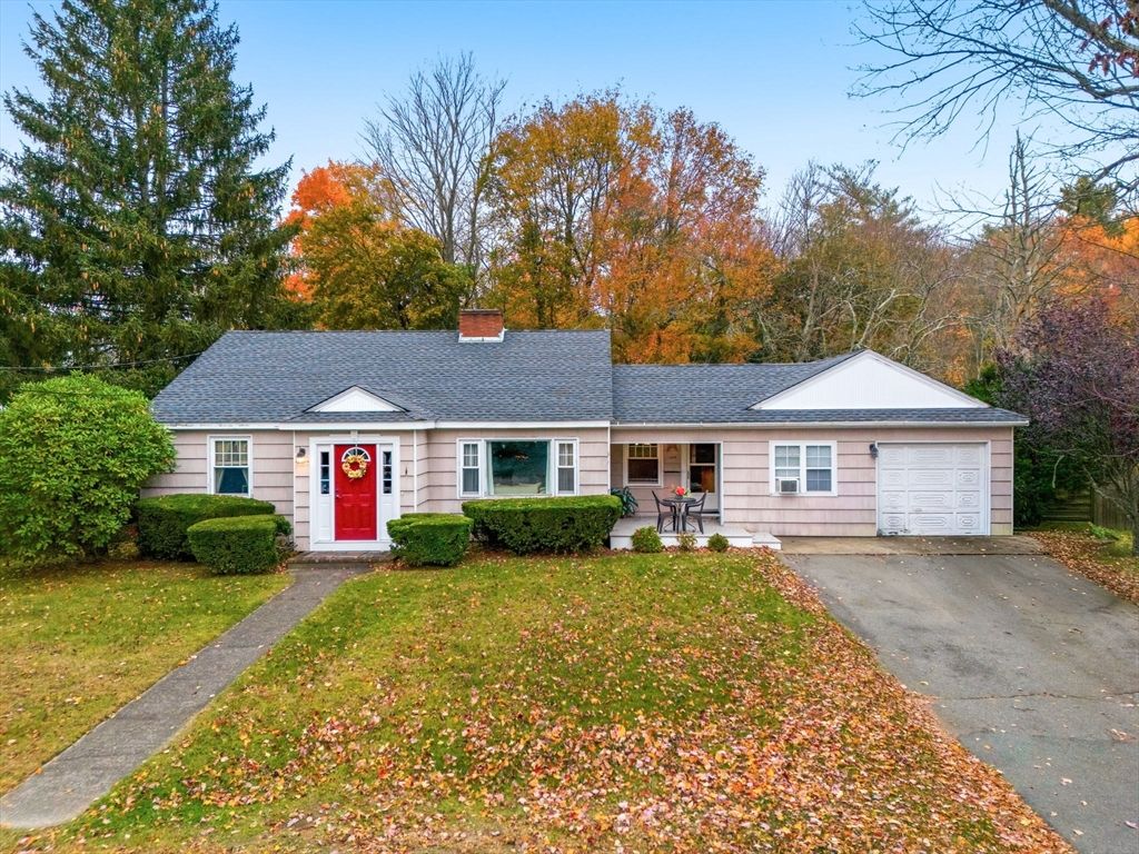 Detached Garage, Exterior, Facade, Ranch