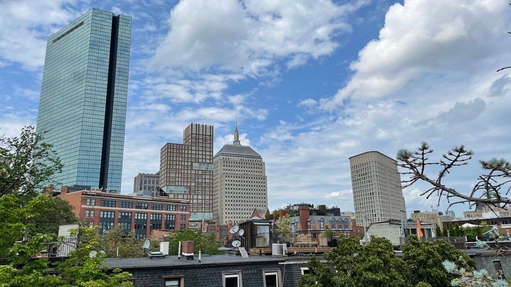 Exterior, Facade, Highrise