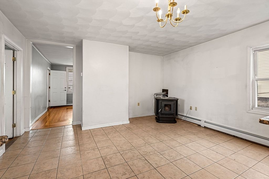 Chandelier, Empty room, Interior, Wood Texture Flooring