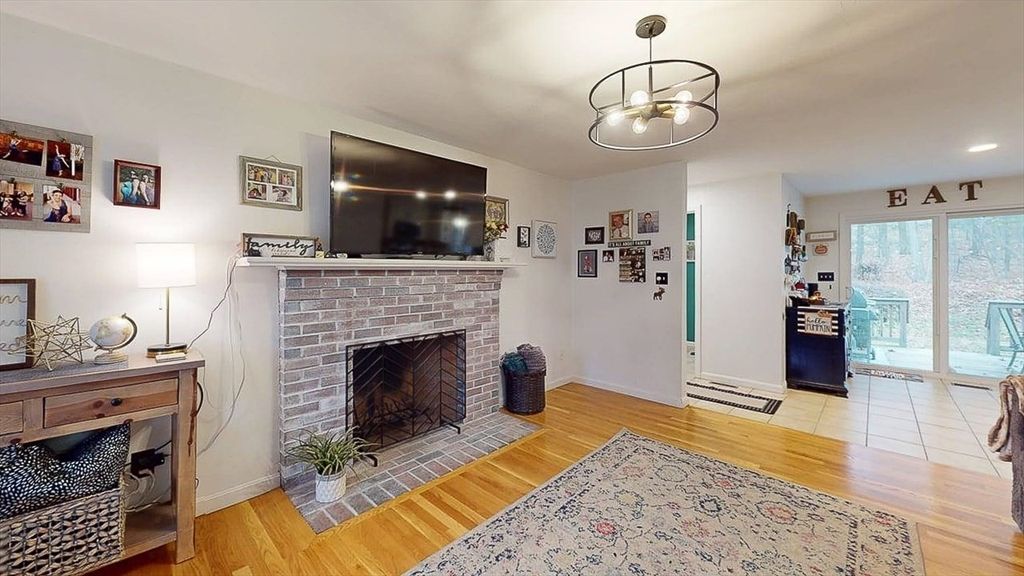 Fireplace, Interior, Pendant Lights, Recessed Lighting, Wood Texture Flooring