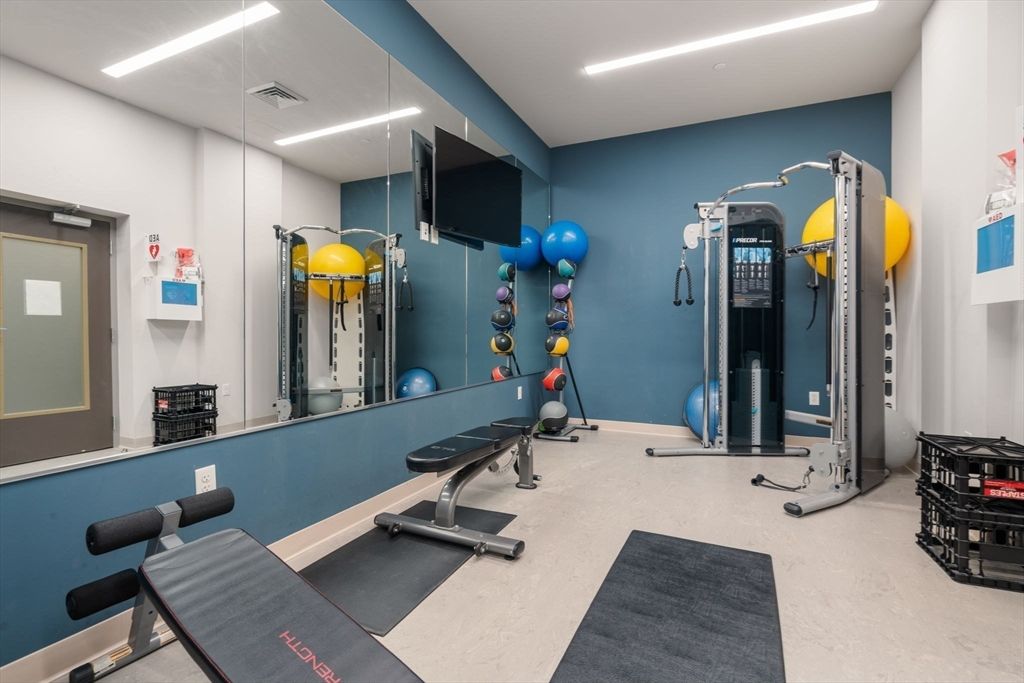 Fitness Equipment, Interior, Recessed Lighting
