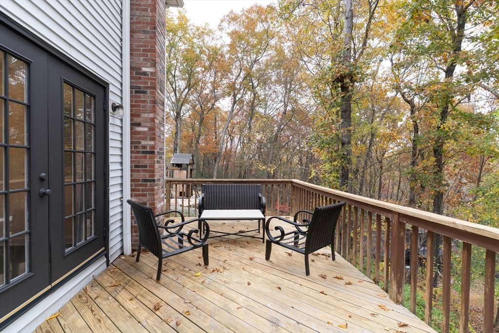 Exterior, Wood Texture Flooring