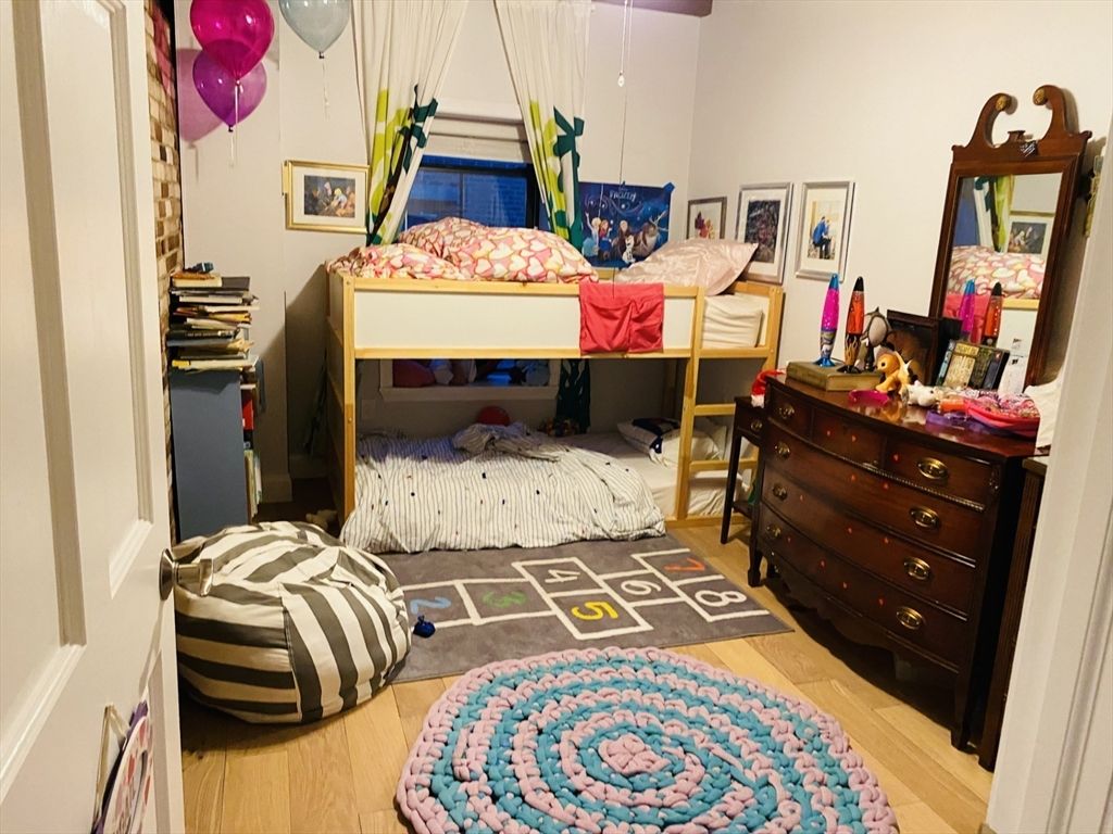 Bedroom, Interior, Pendant Lights, Wood Texture Flooring