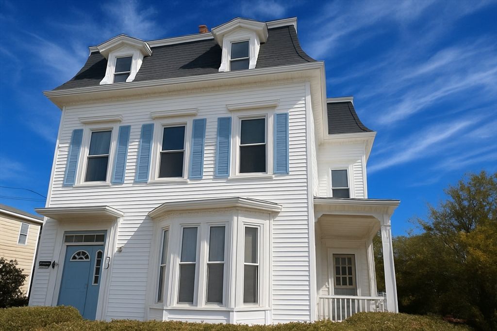 Exterior, Facade, Georgian