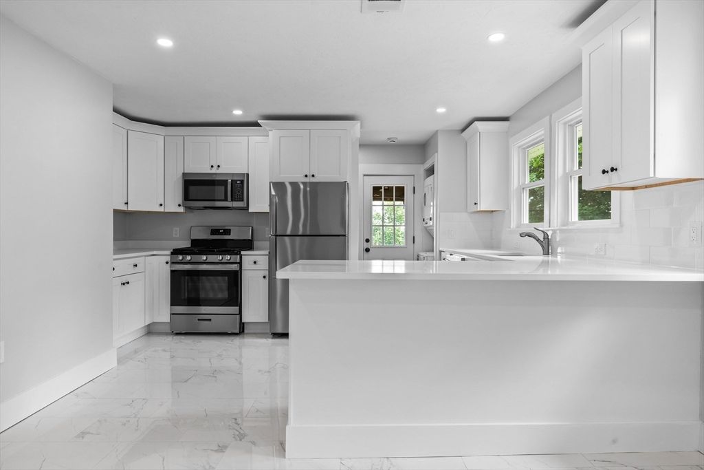 Interior, Kitchen, Marble, Recessed Lighting, Stainless Steel Appliances