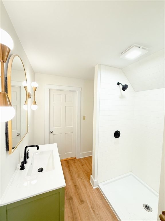 Bathroom, Interior, Wood Texture Flooring