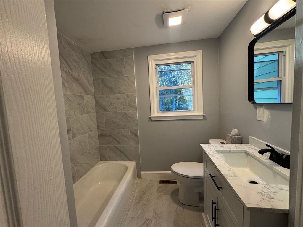 Bathroom, Interior, Marble Walls