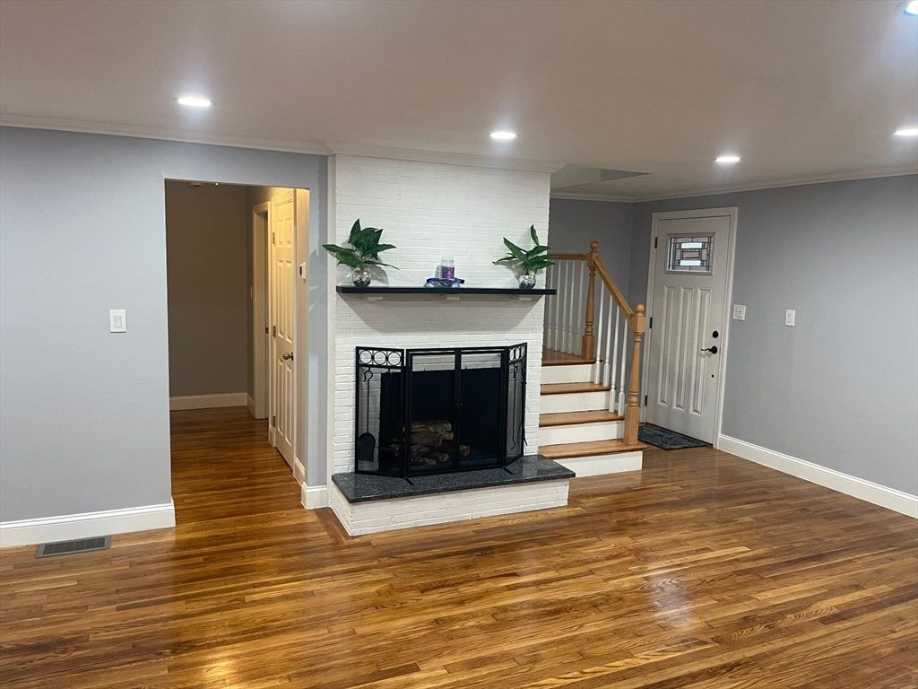 Fireplace, Interior, Recessed Lighting, Wood Texture Flooring