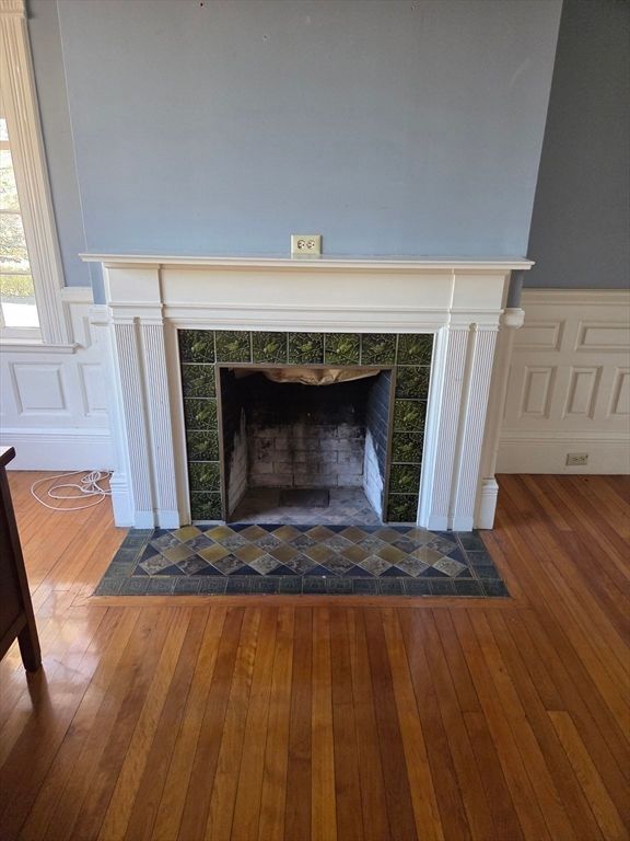 Fireplace, Interior, Wood Texture Flooring