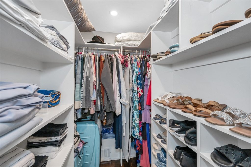 Interior, Recessed Lighting, Walk-in Closets, Wood Texture Flooring