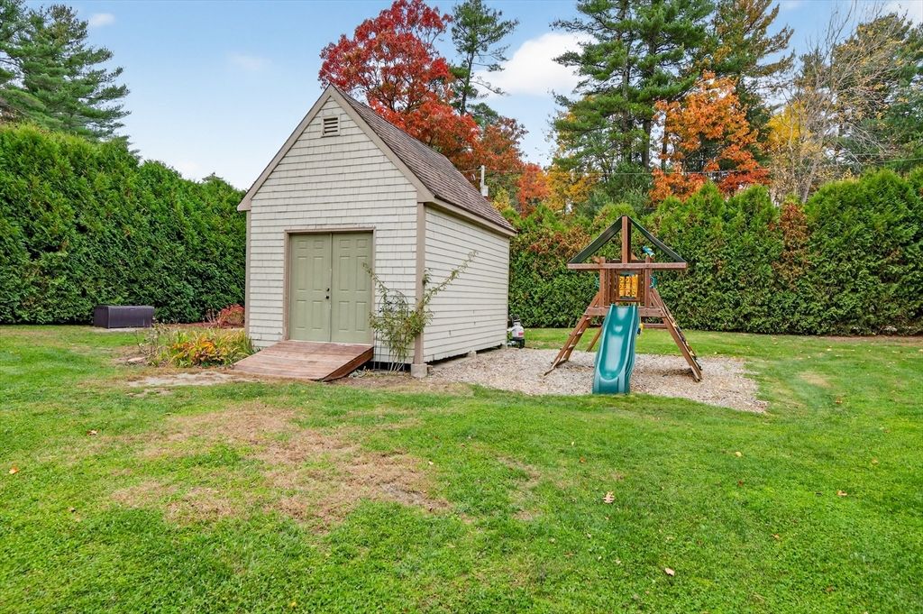 Backyard, Exterior, Playground