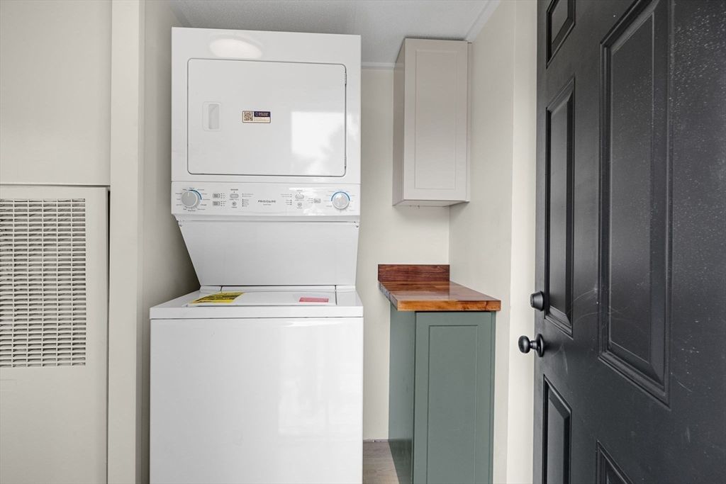 Interior, Utility Closets, Washer