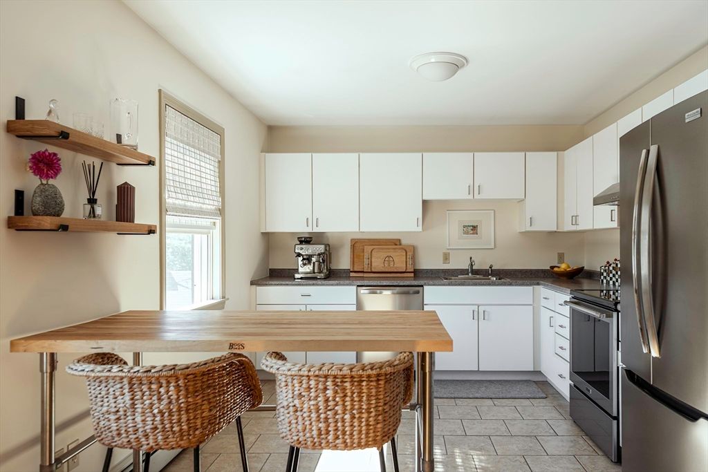 Interior, Kitchen, Stainless Steel Appliances