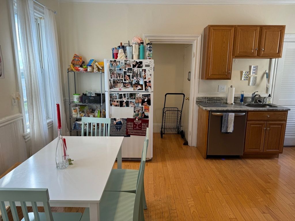 Dining room, Interior, Kitchen, Wood Texture Flooring