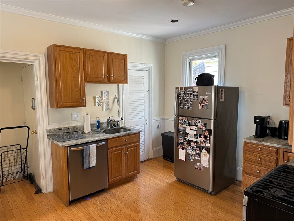 Interior, Kitchen, Wood Texture Flooring