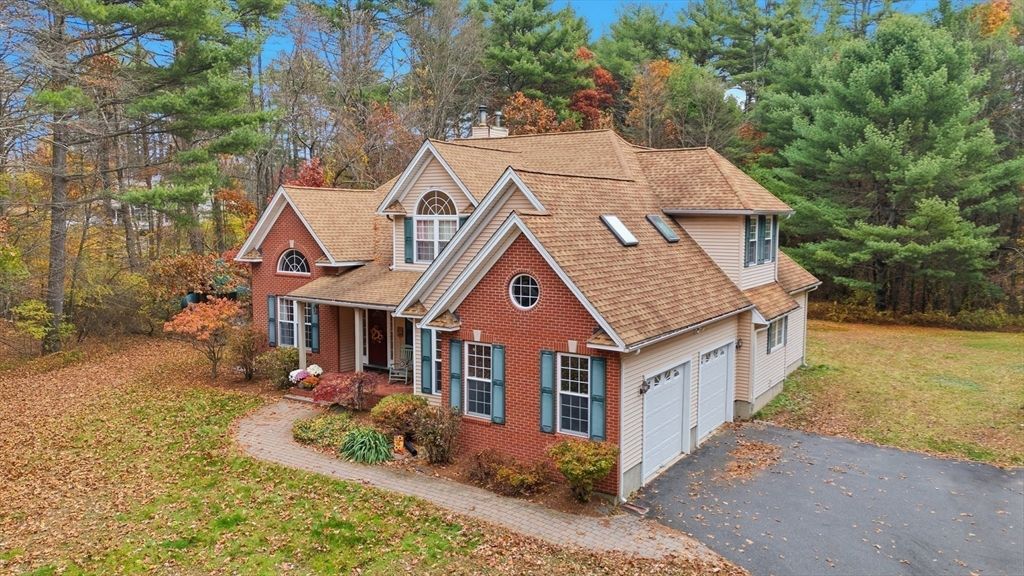 Attached, Exterior, Facade, Brick Facade, Brick Traditional