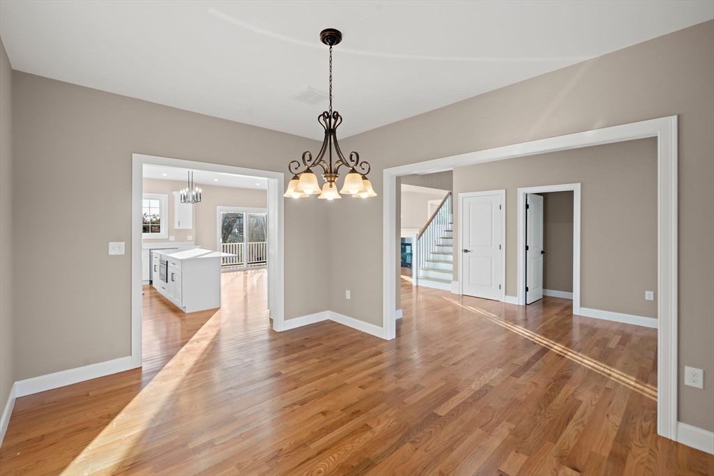 Chandelier, Empty room, Interior, Pendant Lights, Wood Texture Flooring