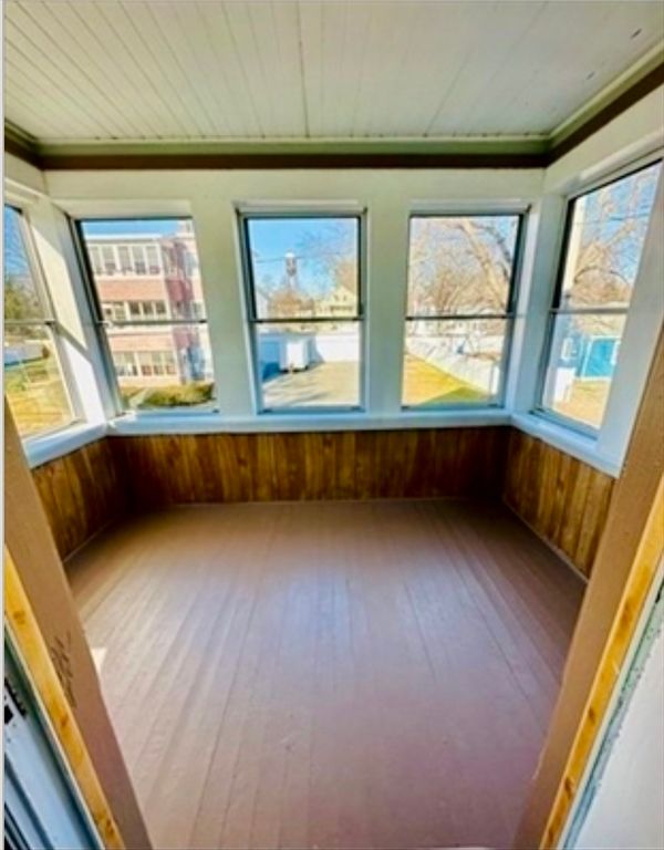 Empty room, Interior, Wood Texture Flooring, Wooden Walls