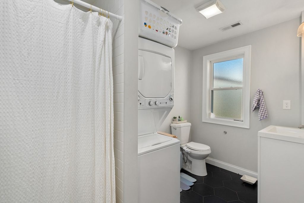 Bathroom, Interior, Utility Closets, Washer