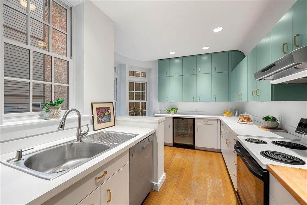 Interior, Kitchen, Recessed Lighting, Wood Texture Flooring