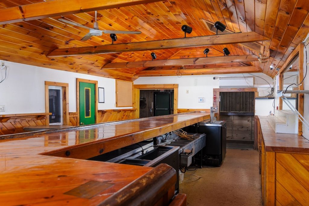 Interior, Kitchen, Wooden Beams, Wooden Ceilings