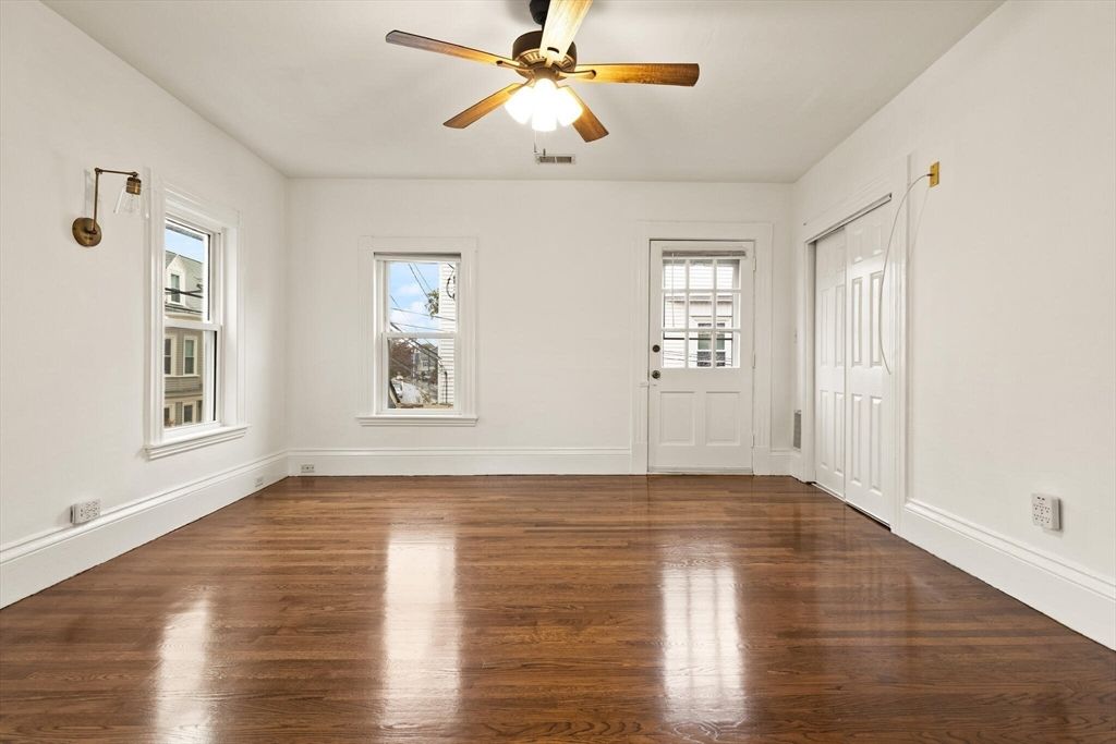 Empty room, Interior, Wood Texture Flooring