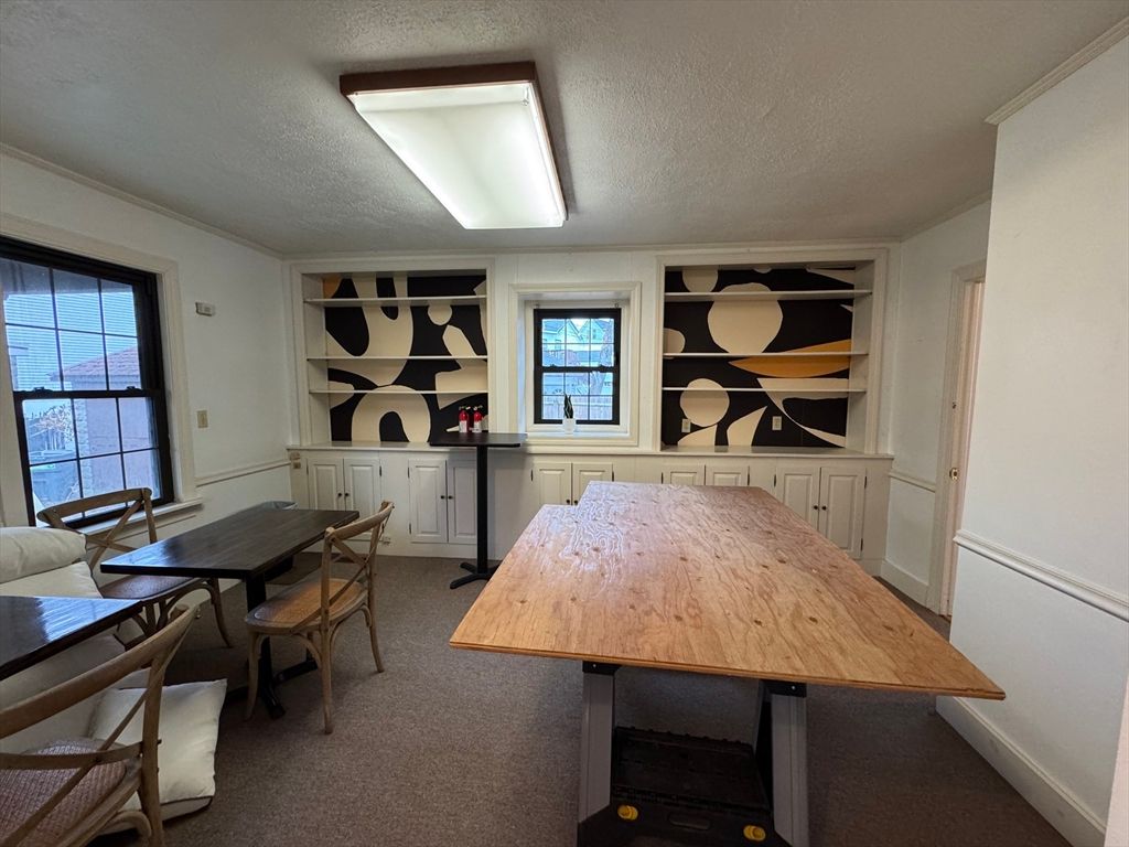 Dining room, Interior
