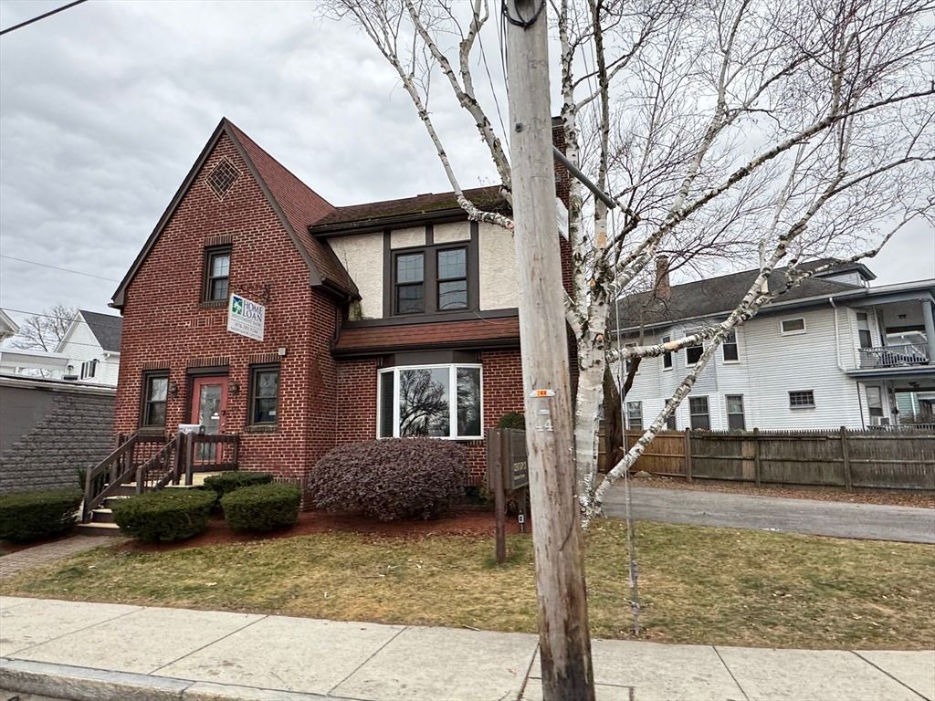 Exterior, Facade, Brick Facade, Tudor Revival