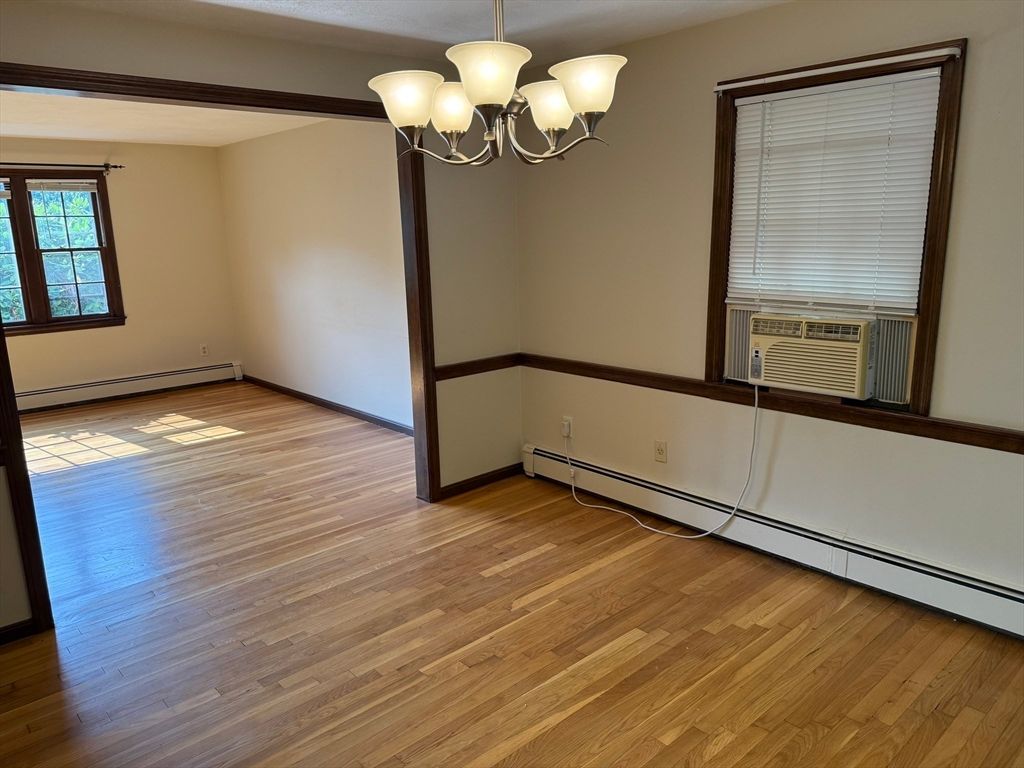 Chandelier, Empty room, Interior, Wood Texture Flooring