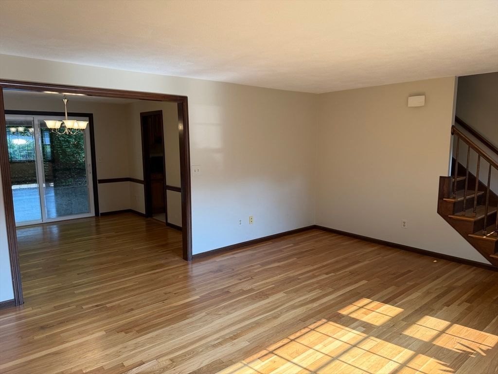 Chandelier, Empty room, Interior, Wood Texture Flooring