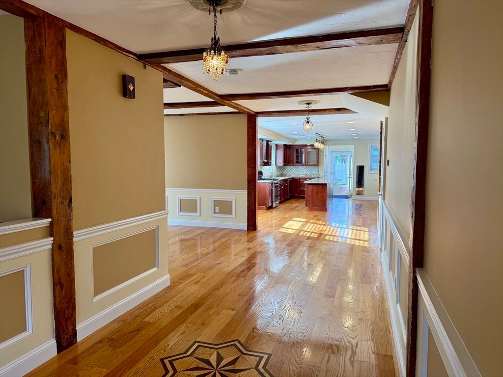 Chandelier, Interior, Kitchen, Wood Texture Flooring