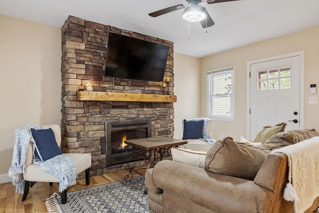 Fireplace, Interior, Living room, Stone Walls, Wood Texture Flooring