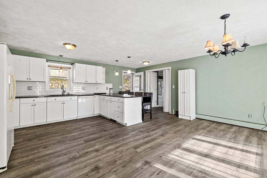 Chandelier, Interior, Kitchen, Pendant Lights, Wood Texture Flooring