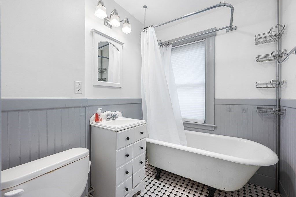 Bathroom, Free Standing Baths, Interior