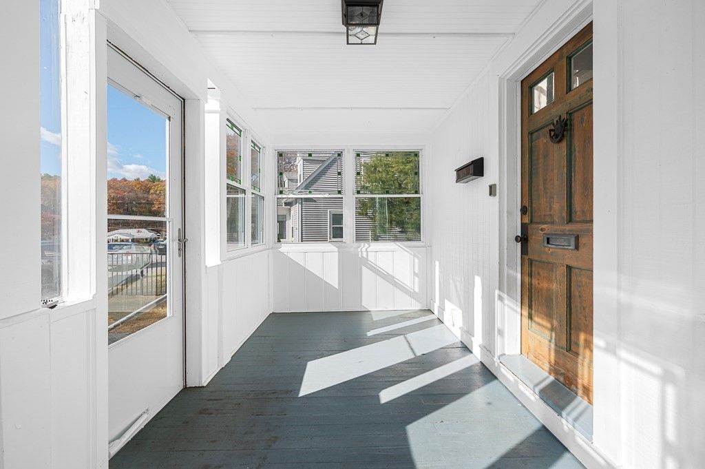 Interior, Sun Room, Wood Texture Flooring