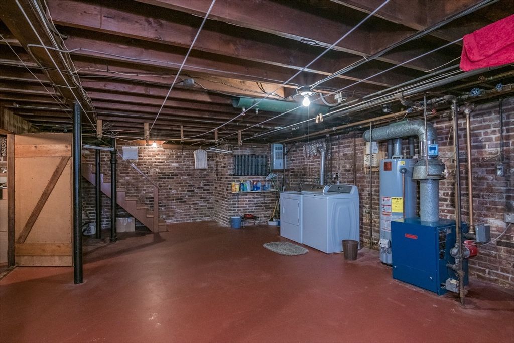 Interior, Stone Walls, Washer