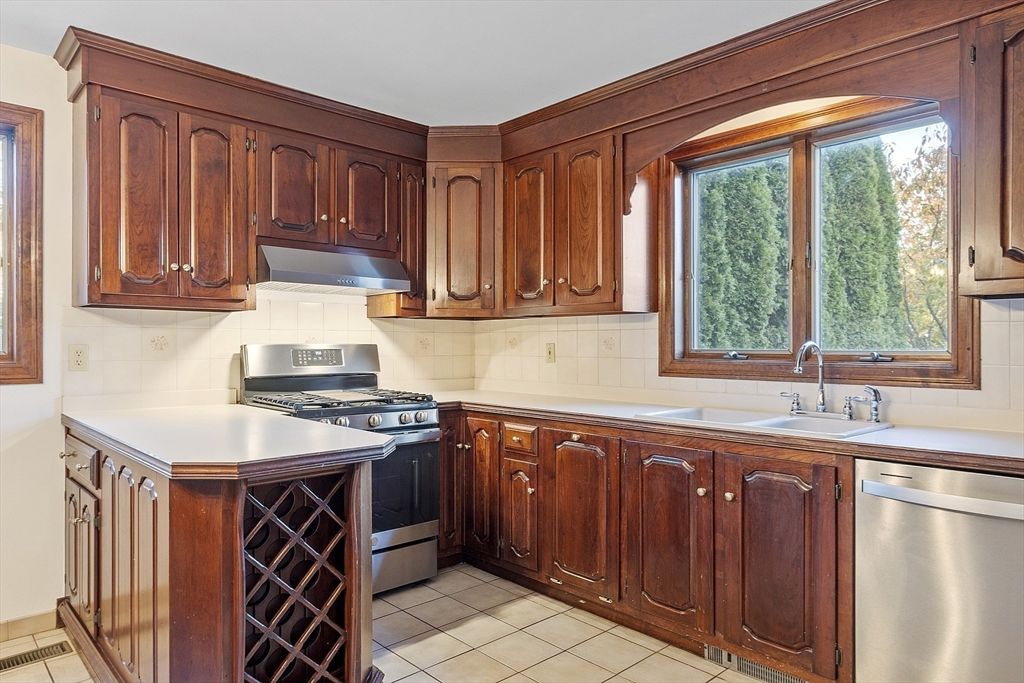 Interior, Kitchen, Stainless Steel Appliances