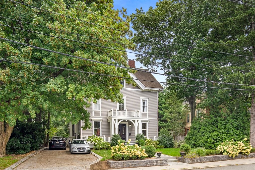 Exterior, Facade, Solar Panels, Queen Anne Victorian