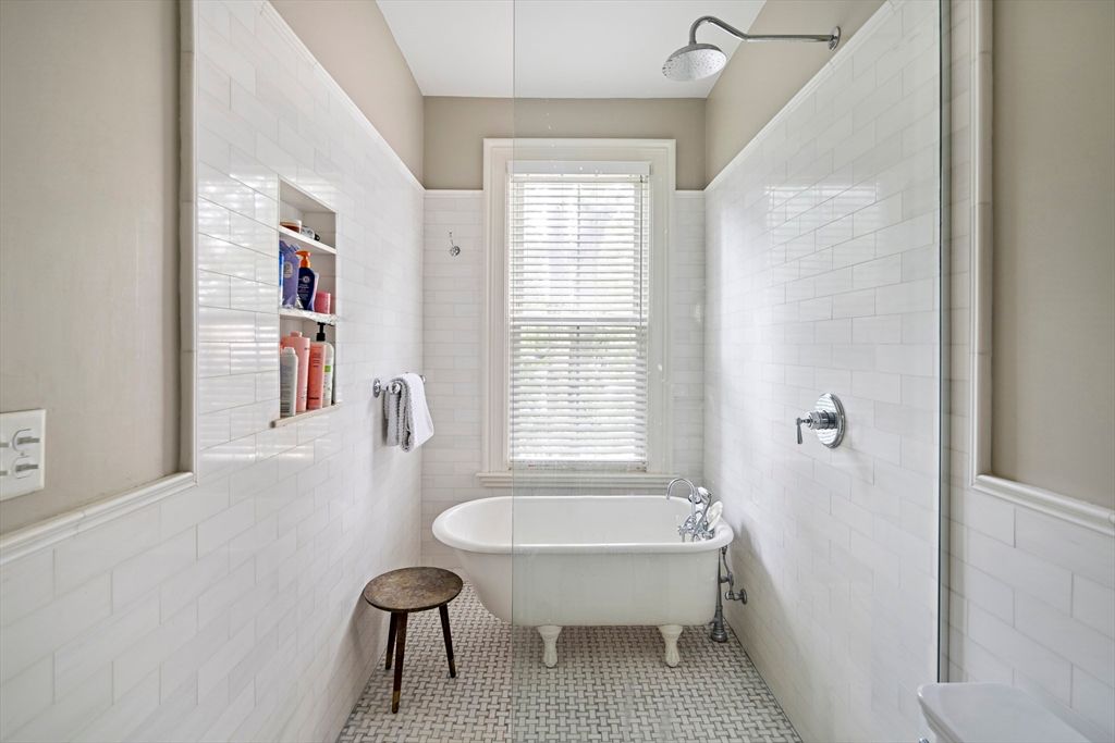 Bathroom, Free Standing Baths, Interior