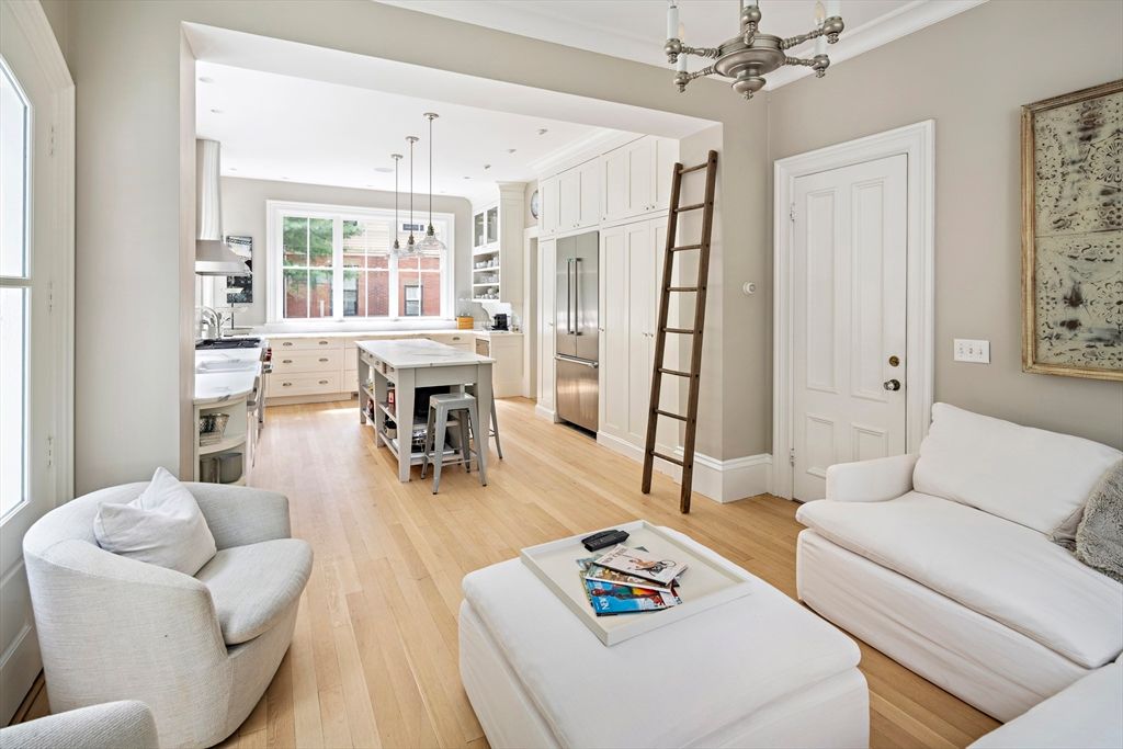 Dining room, Interior, Kitchen, Living room, Pendant Lights, Wood Texture Flooring